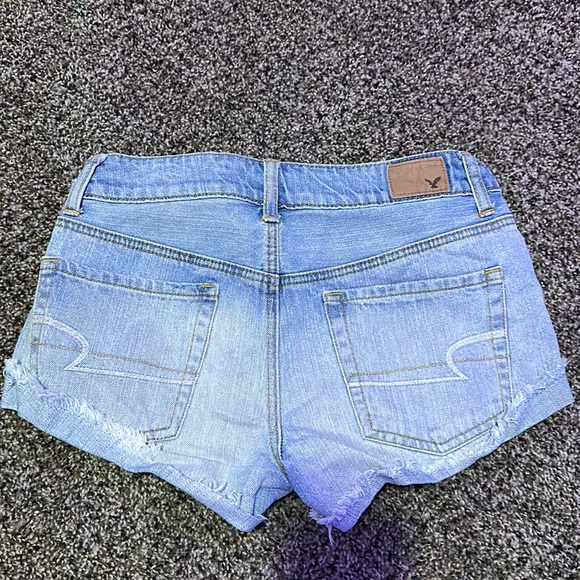 American Eagle shorts - Picture 2 of 3